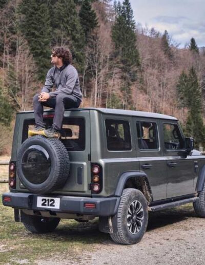 EMC-Jeep-212_040_ESTERNO-400x516